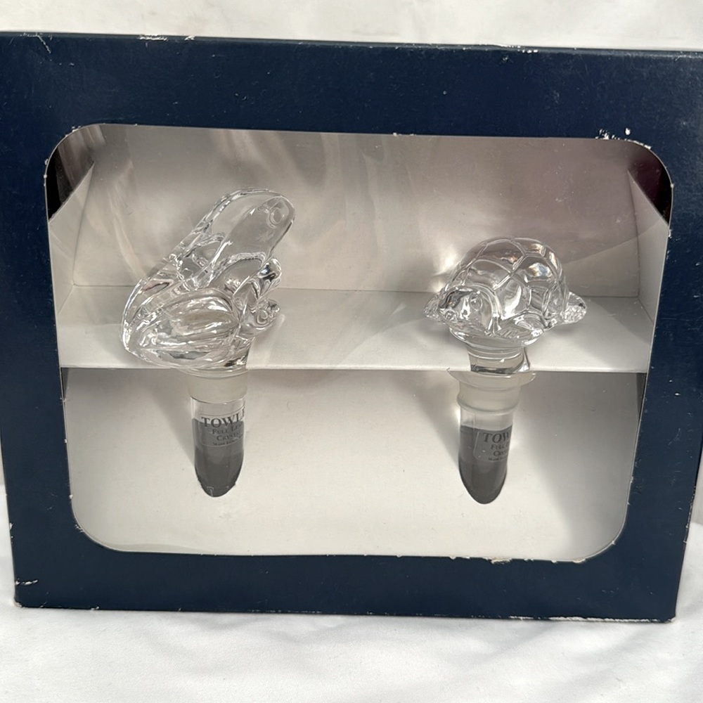 Towle Full Lead Crystal Frog & Turtle Wine Bottle Stoppers Style No: 7566